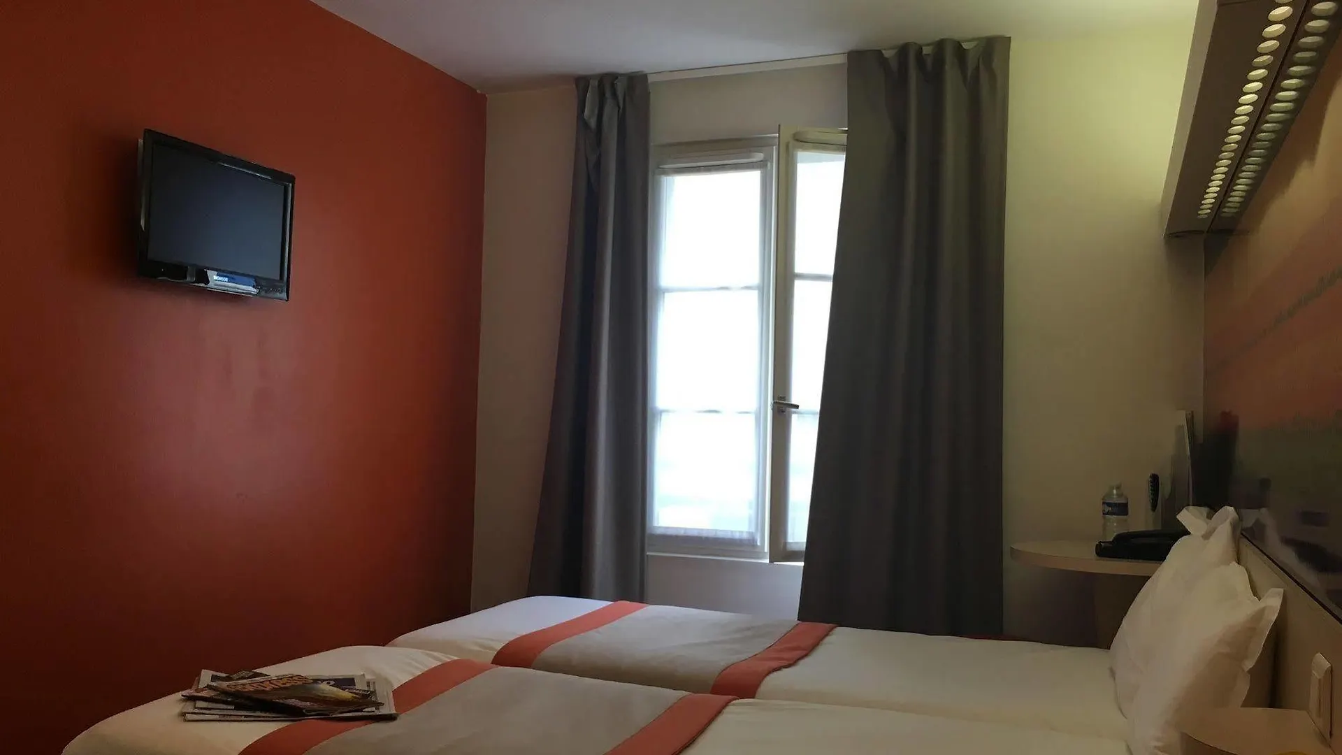 La Fayette Hotel