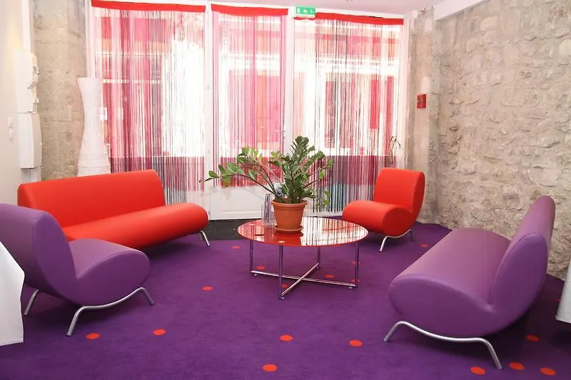 מלון La Fayette 3*